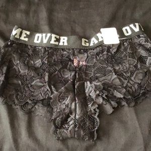 Flower lace underwear